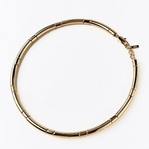 Elegant Gold Necklace